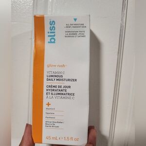 Bliss Glow Rush Vitamin C Luminous Daily